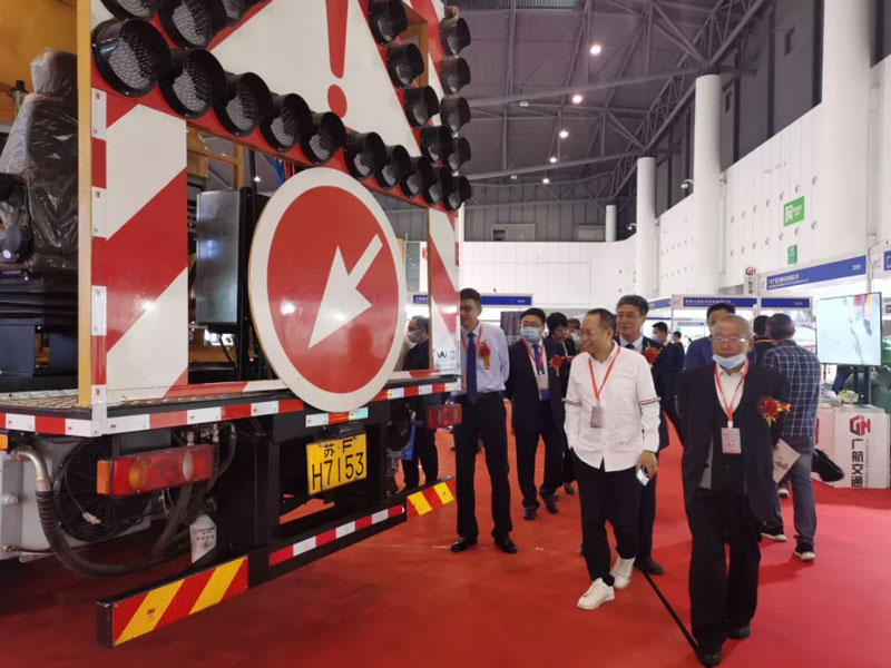 1634261649110161.jpg 100.jpg